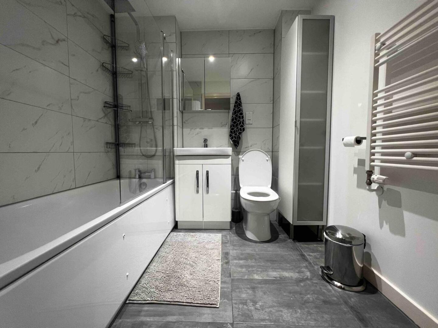 Stylish 1-Bed Flat With Sofa-Bed In London Lejlighed Eksteriør billede